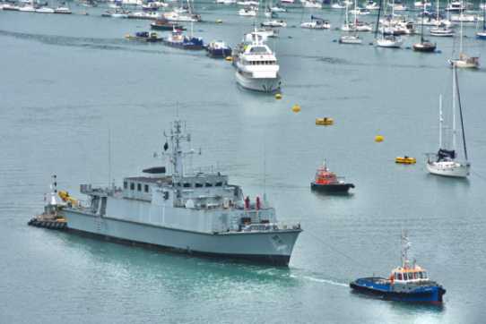 20 June 2023 - 08:20:44

-----------------------
BRNC training ship Hindostan departs Dartmouth.
